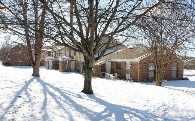 Building Photo - Lawrence Commons Apartments