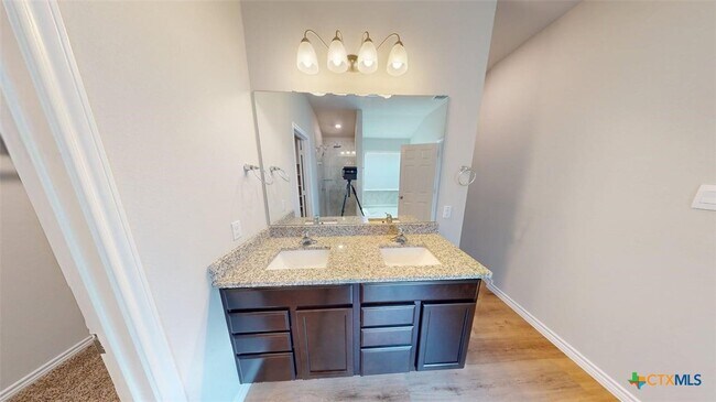 Building Photo - 1928 Rosson St