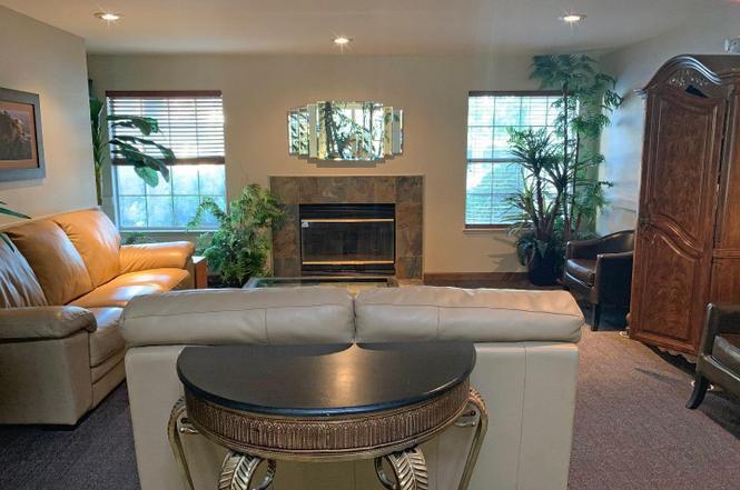 Clubhouse - 929 Lake Tahoe Ct