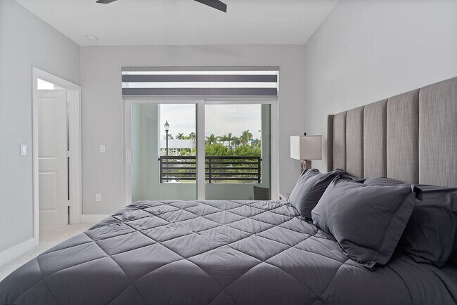 Building Photo - Frederick Isles Townhomes - Delray Beach