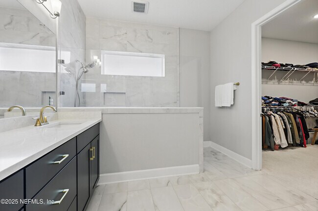 Building Photo - 11245 Strategy Ct