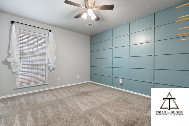 Building Photo - 1324 Concord Ln