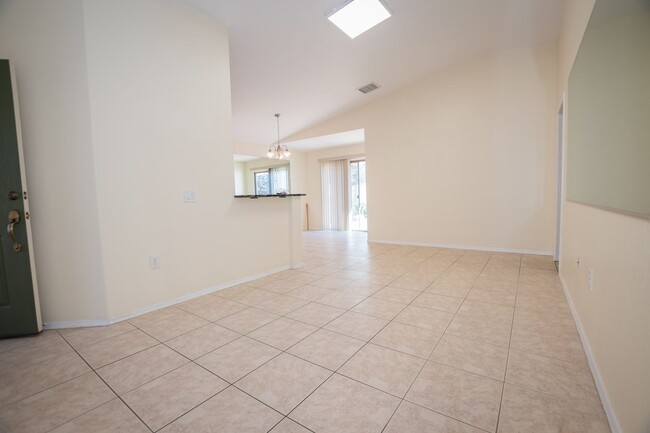 Building Photo - Beautiful home in the Holiday Resort Commu...