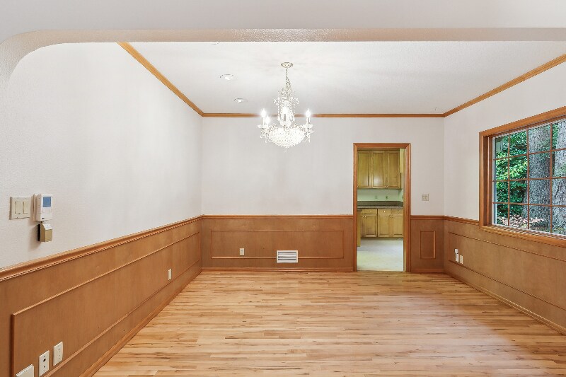 Building Photo - 8740 SW Birchwood Rd