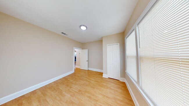 Building Photo - 4429 San Juan Ave