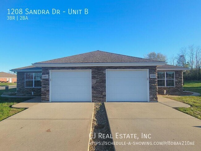 Primary Photo - 1208 Sandra Dr