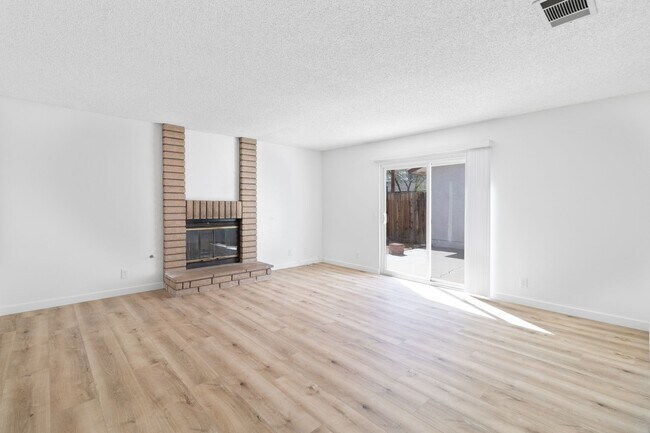 Building Photo - 12579 Kiowa Rd
