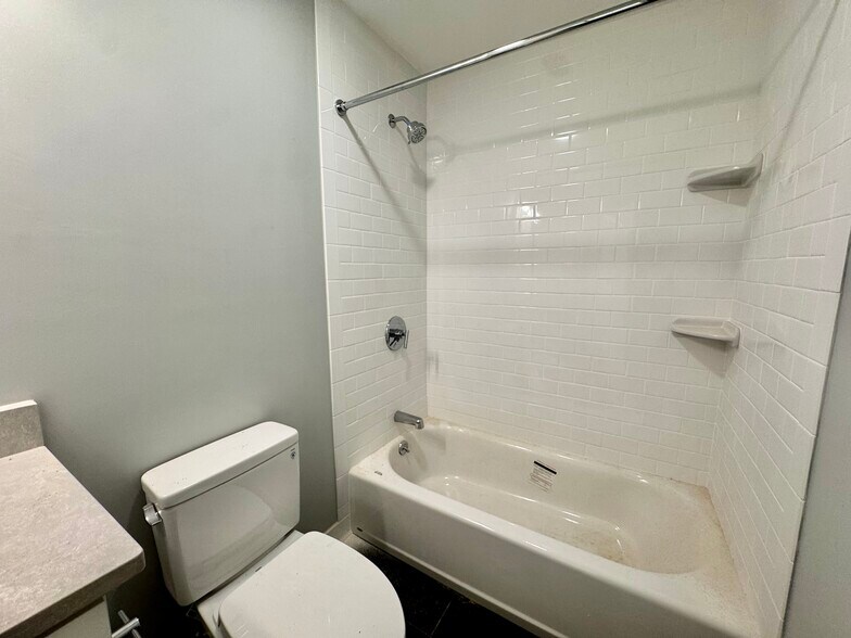 Building Photo - 91 Spring St