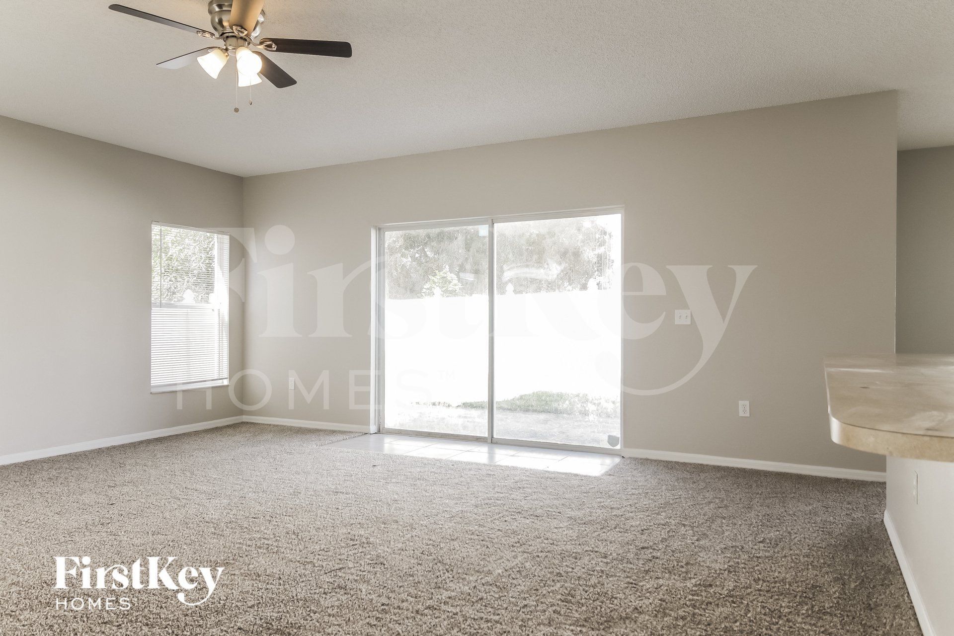 Building Photo - 556 Big Sioux Ct