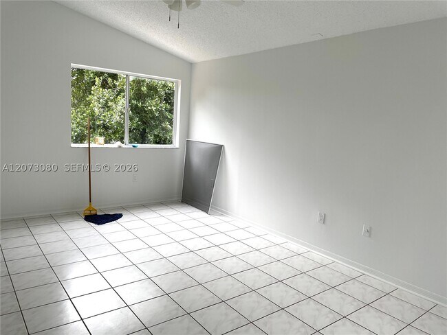 Building Photo - 15870 SW 85th St
