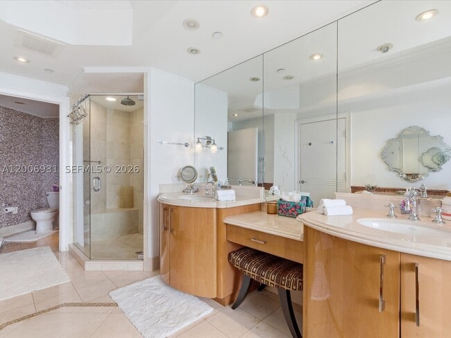 Building Photo - 17875 Collins Ave
