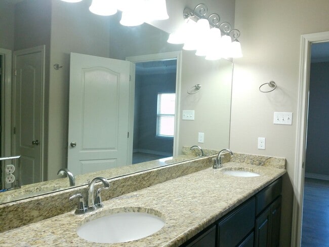 Building Photo - 1117 Sambar Ln