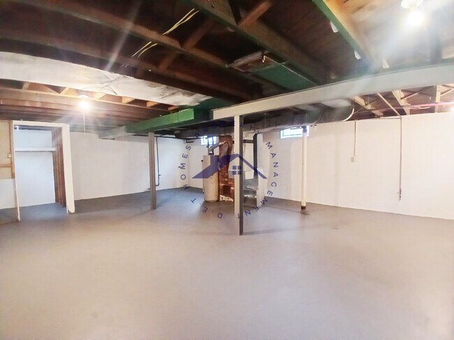 Building Photo - 20160 Cherrylawn St