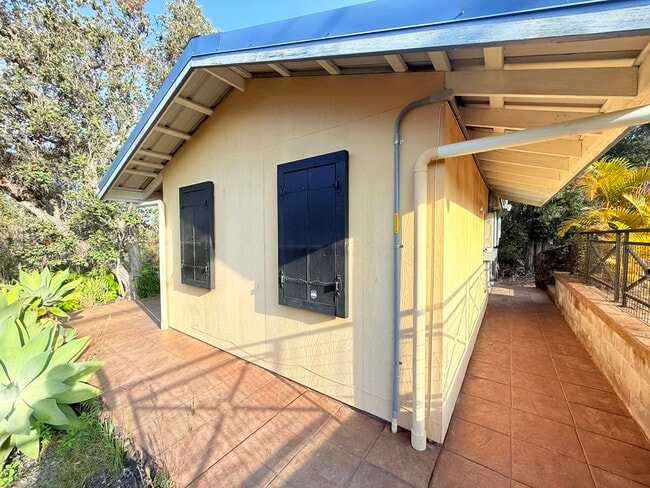 Building Photo - 92-8703-8703 Tiki Ln