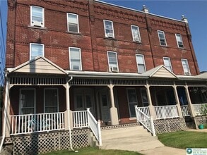 Building Photo - 529 Linden St