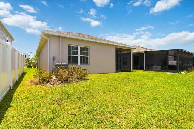 Building Photo - 4525 Pippin Ln