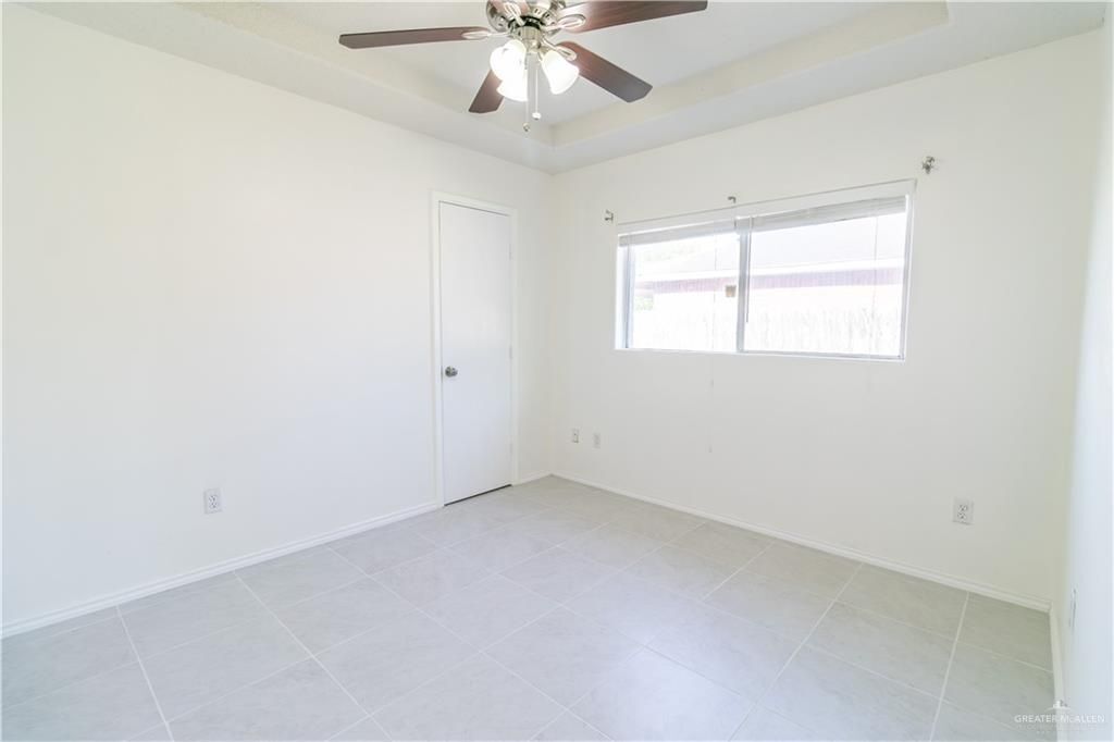 Building Photo - 404 Chile Pequin Dr