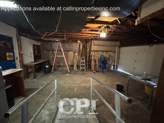 Building Photo - 410 Brierwood Ct SE