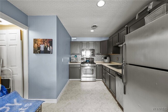 Building Photo - 4330 Berkley Pl