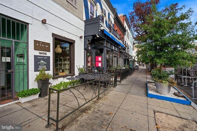 Building Photo - 1515 15th St NW