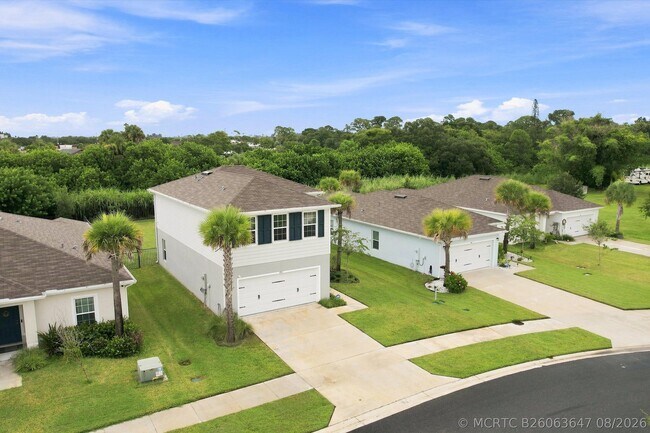 Building Photo - 484 Cherimoya St
