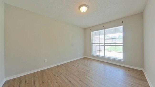 Building Photo - 5405 Josh Dr