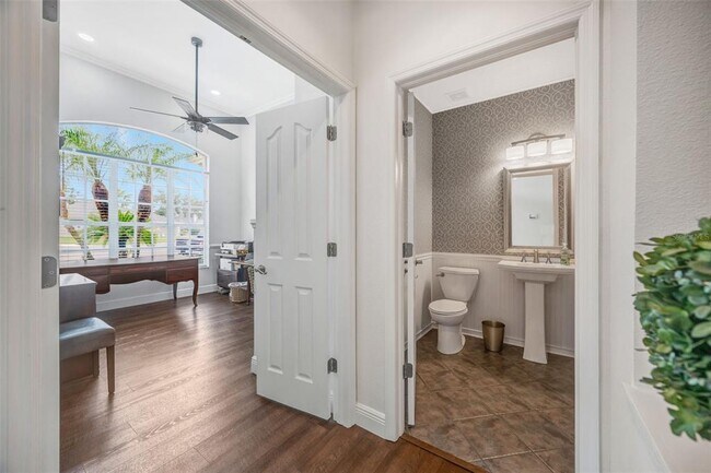 Building Photo - 6120 Chene Ct