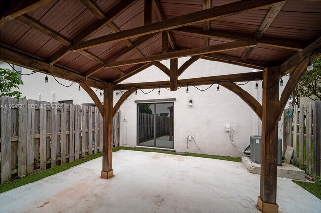 Building Photo - 11508 SW 248th Ln
