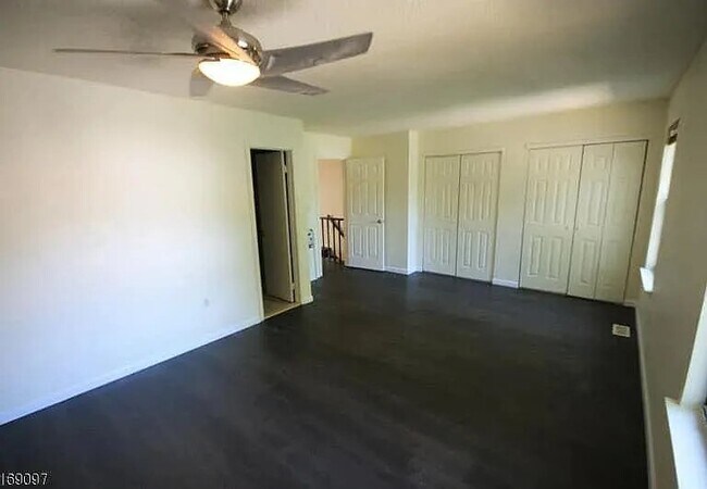 Building Photo - 24 Kirby Ln