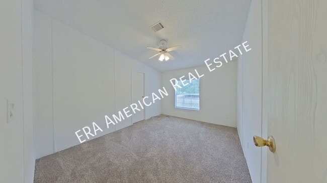 Building Photo - 189 Benjamin St