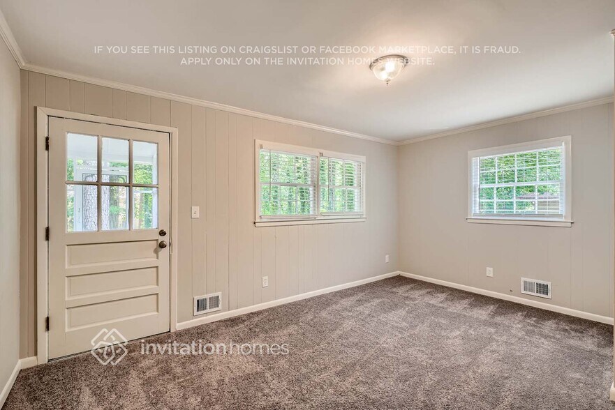Building Photo - 5340 Crestwood Cir SW