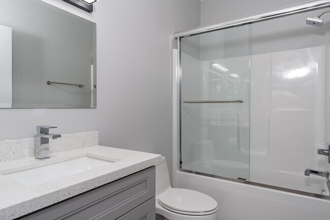 Building Photo - Frederick Isles Townhomes - Delray Beach
