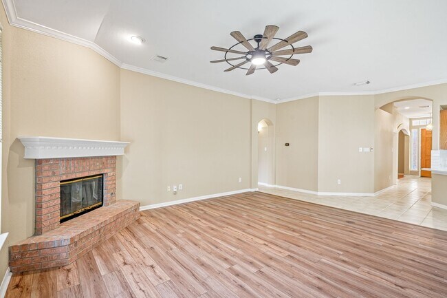 Building Photo - 8615 Traciney Blvd