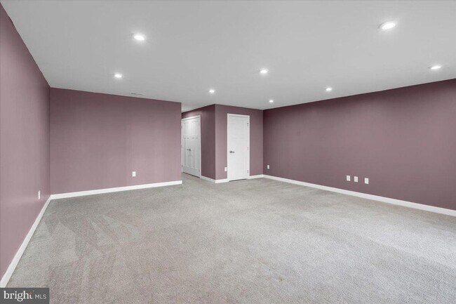 Building Photo - 12 Kohlmyer Dr