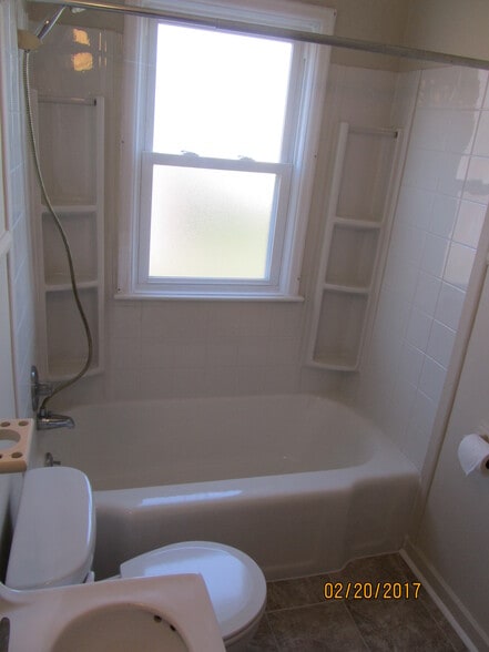 Building Photo - 3121 Jefferson St