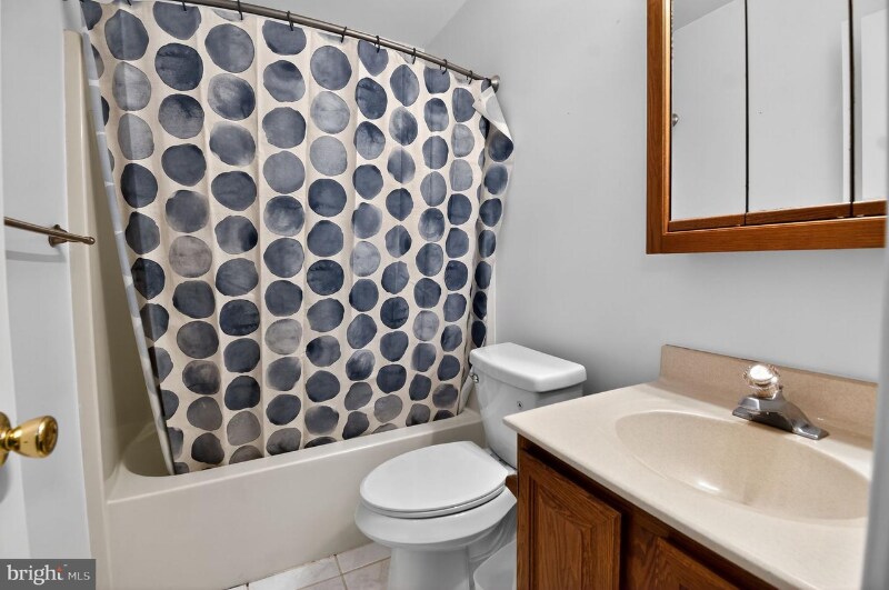 Building Photo - 22040 Caravel Ct