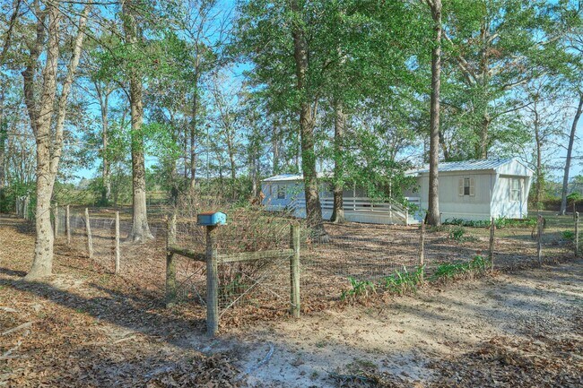 Building Photo - 17381 FM 1484 Rd