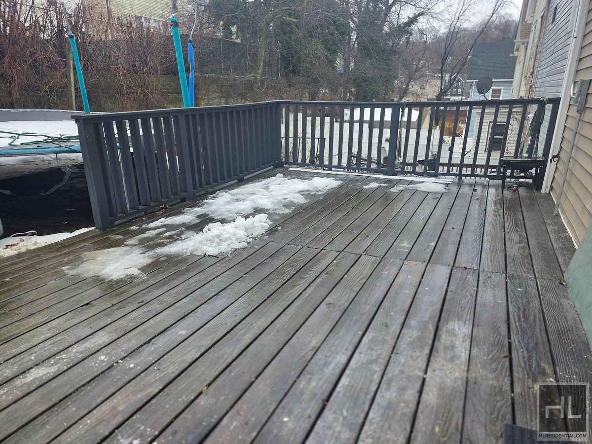 Building Photo - BENZIGER AVENUE