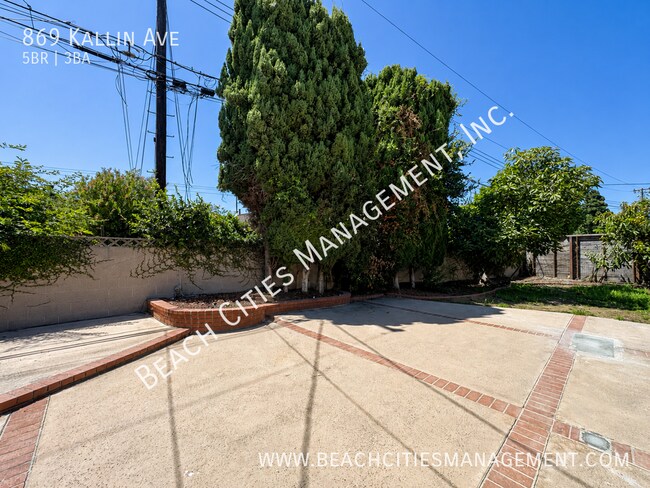 Building Photo - 869 E Kallin Way