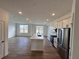 Building Photo - 14353 S Charlton Pl