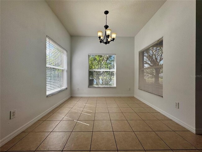 Building Photo - 16543 Cedar Run Dr