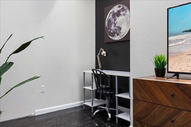 Building Photo - 3813 Atlantic Ave