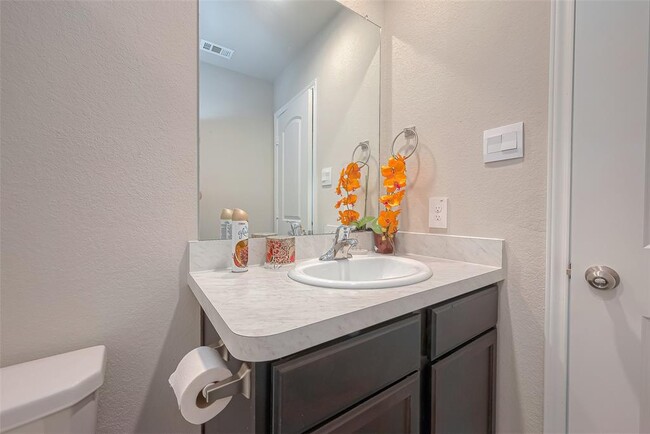 Building Photo - 14881 Prickly Pear Cv