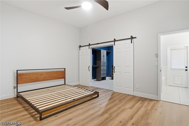 Building Photo - 670 Lambton Ln