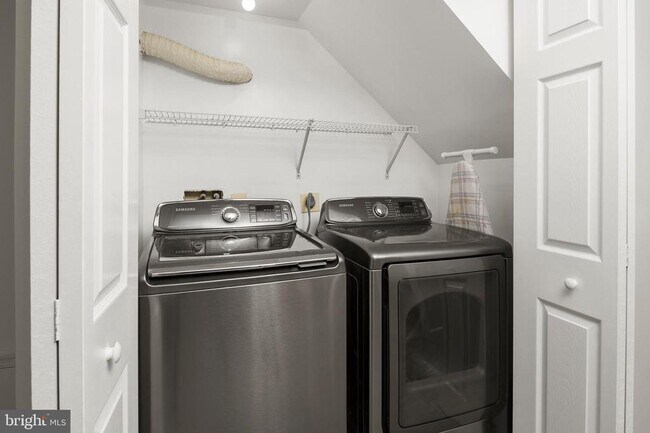 Building Photo - 1259 Stockport Ct