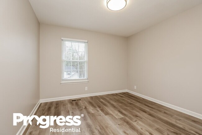 Building Photo - 3329 Quail Run Ct