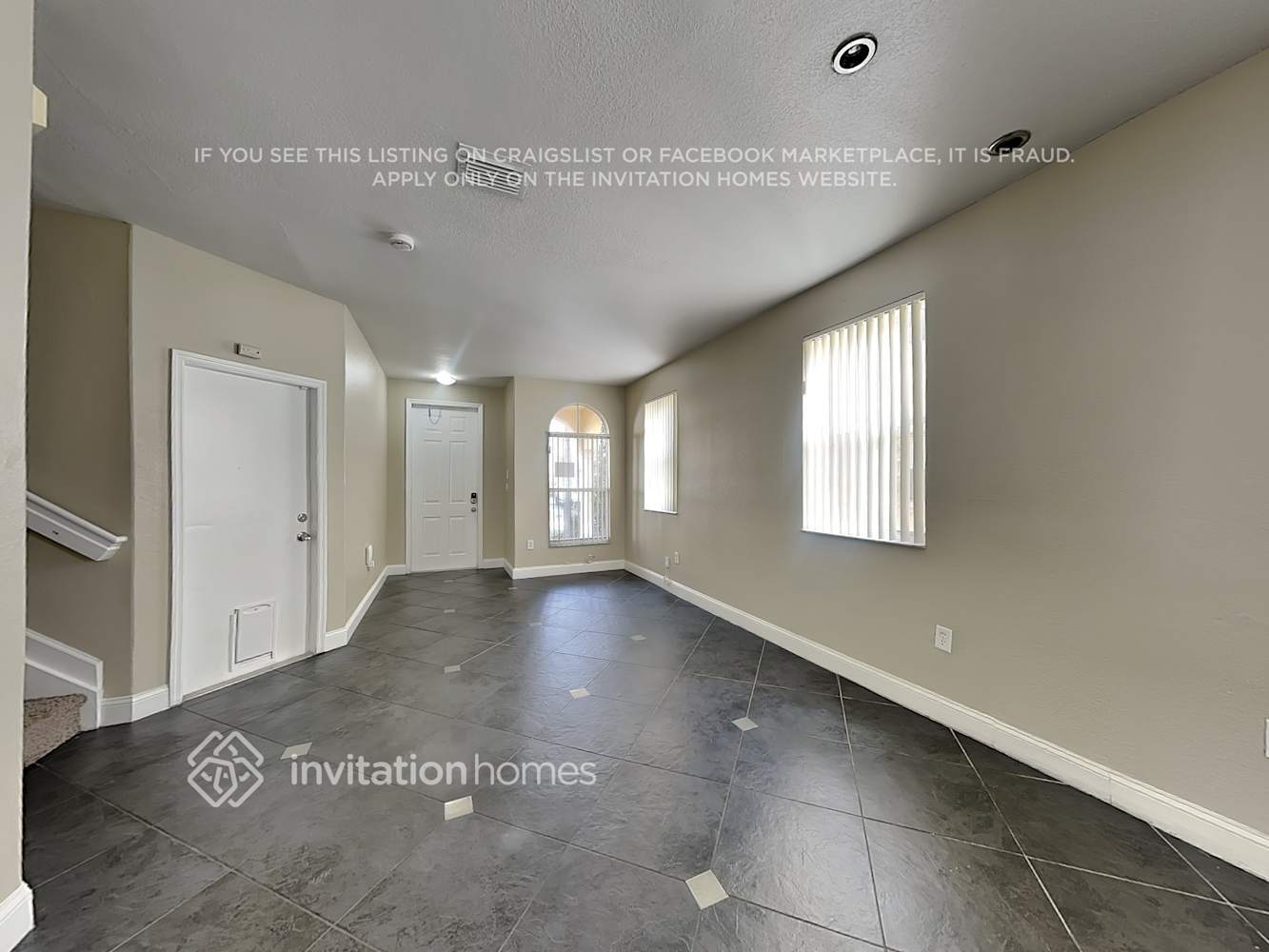 Building Photo - 15050 SW 9th Terrace