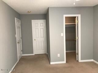 Building Photo - 107 Live Oak Dr