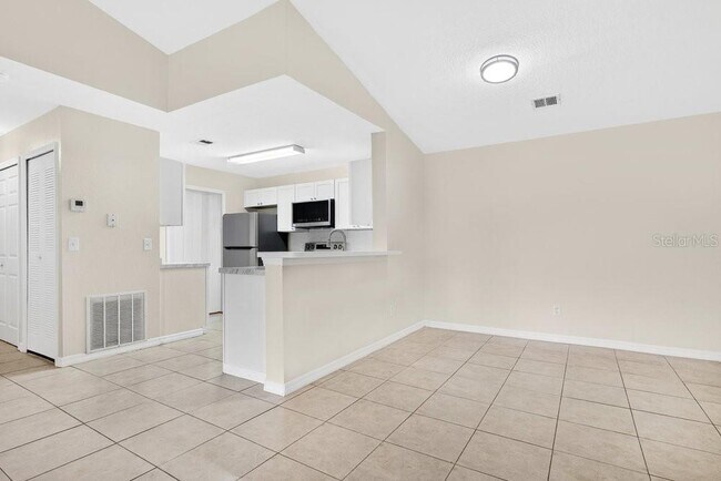 Building Photo - 7606 Pissarro Dr