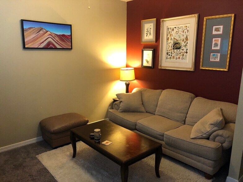 Building Photo - 650 Egli Ct